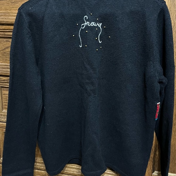 Designer Original Studio Christmas black sweater, size medium, smoke free - Picture 6 of 7